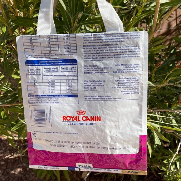 Repurposed cat food bag - Picture 2 of 7
